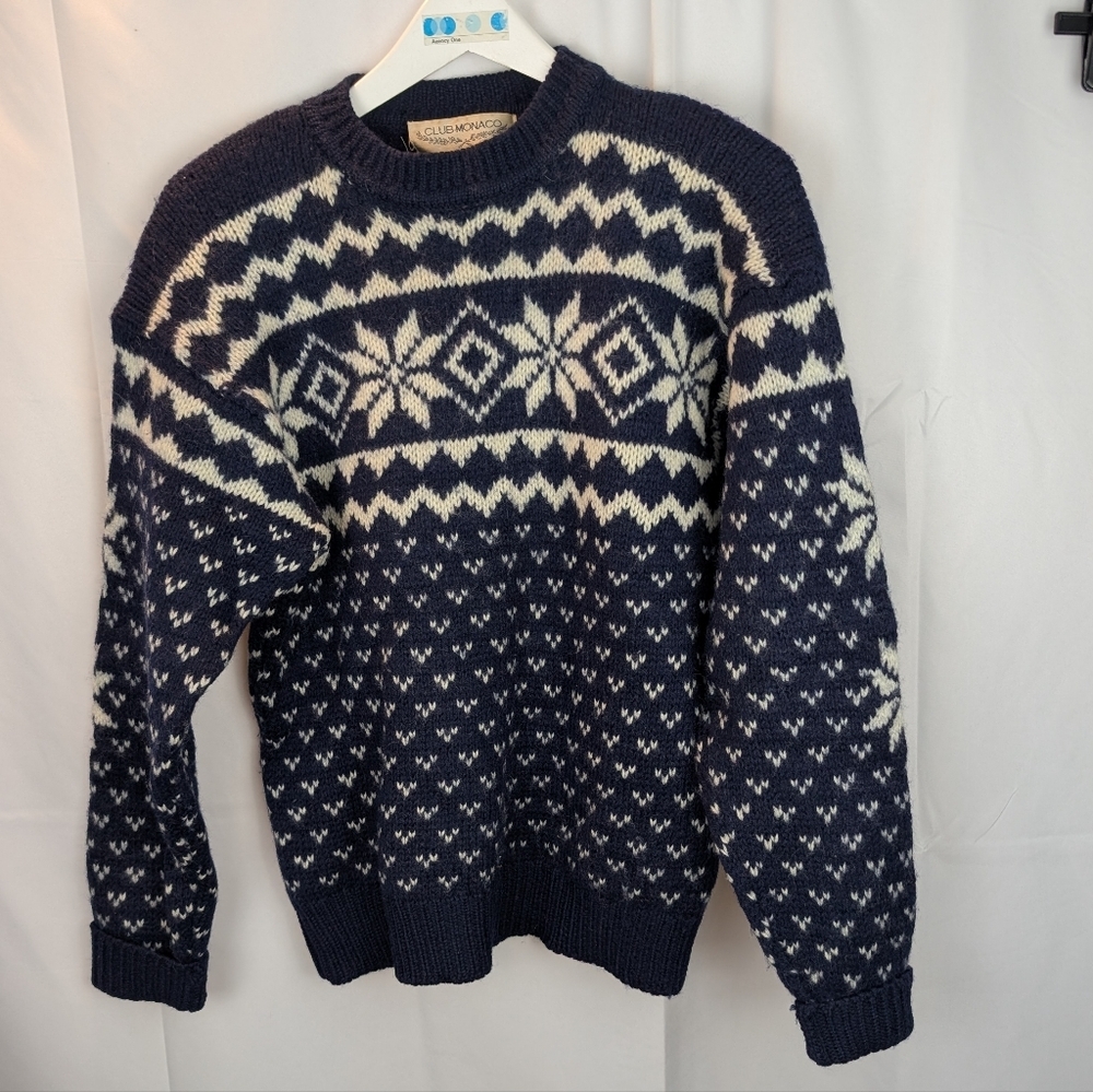 Club Monaco Vintage Navy and White Patterned Sweater Size L In EUC